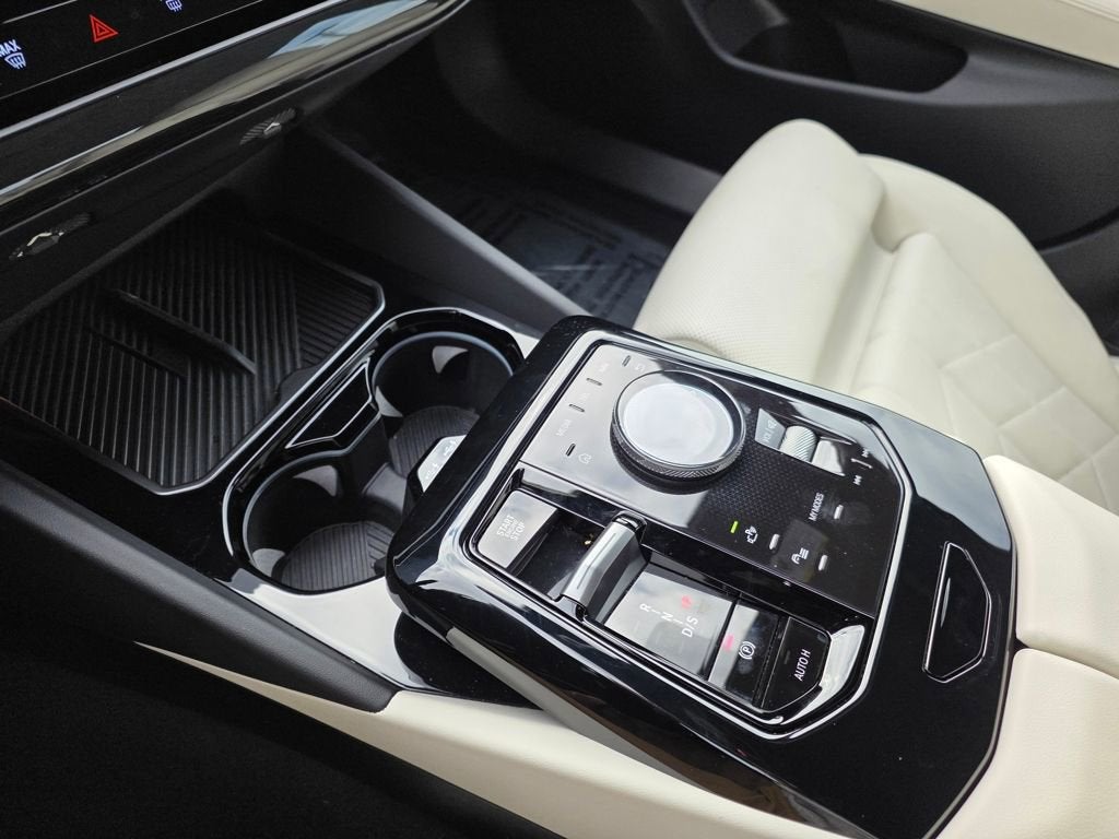 2024 BMW 5 Series 530i