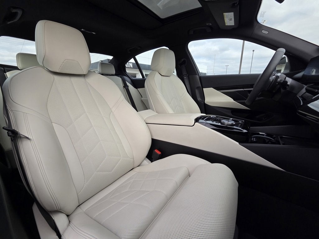 2024 BMW 5 Series 530i