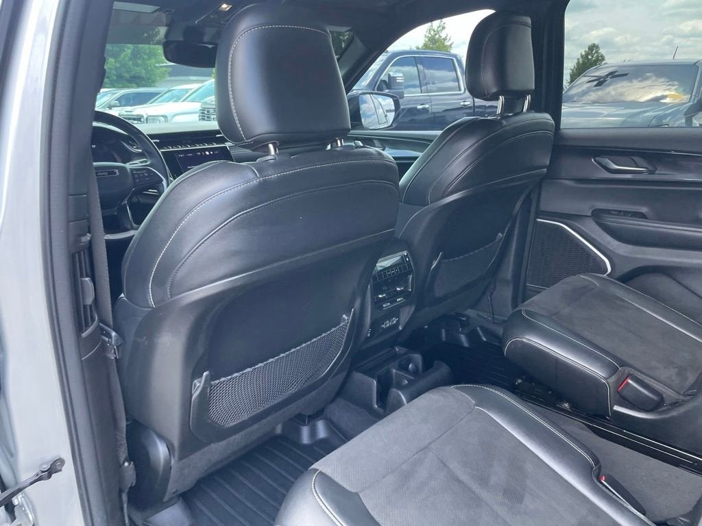 2022 Jeep Grand Cherokee L Altitude