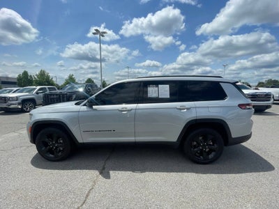 2022 Jeep Grand Cherokee L Altitude