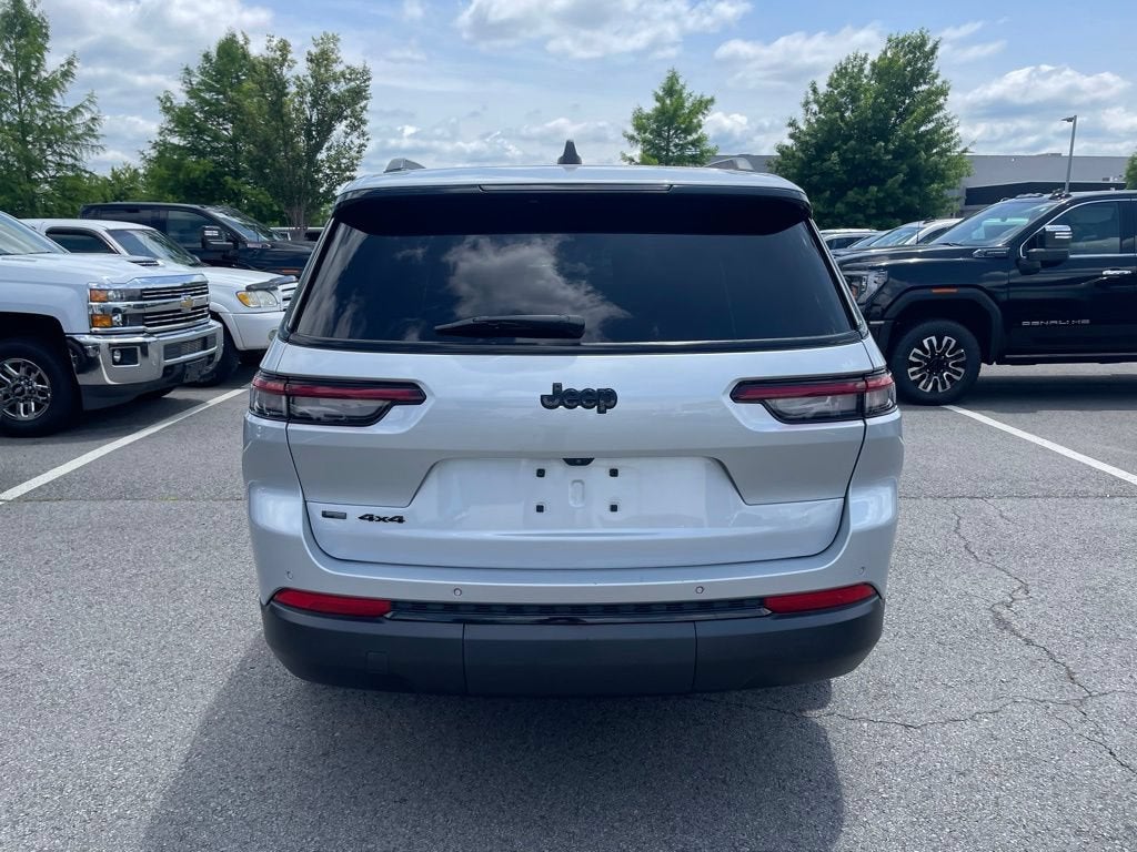2022 Jeep Grand Cherokee L Altitude