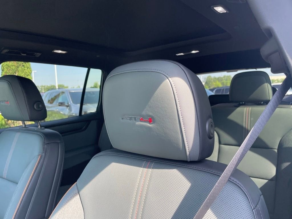 2026 GMC Acadia AT4