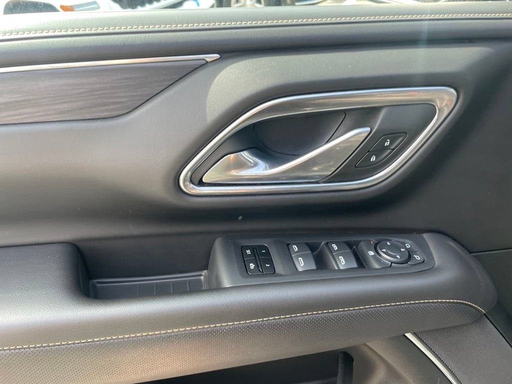 2024 GMC Yukon XL SLT