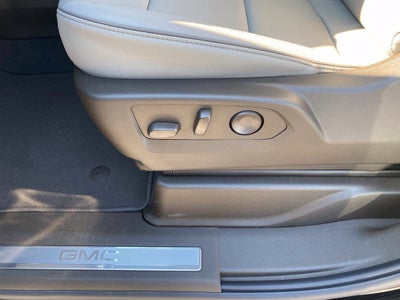 2027 GMC Yukon Elevation