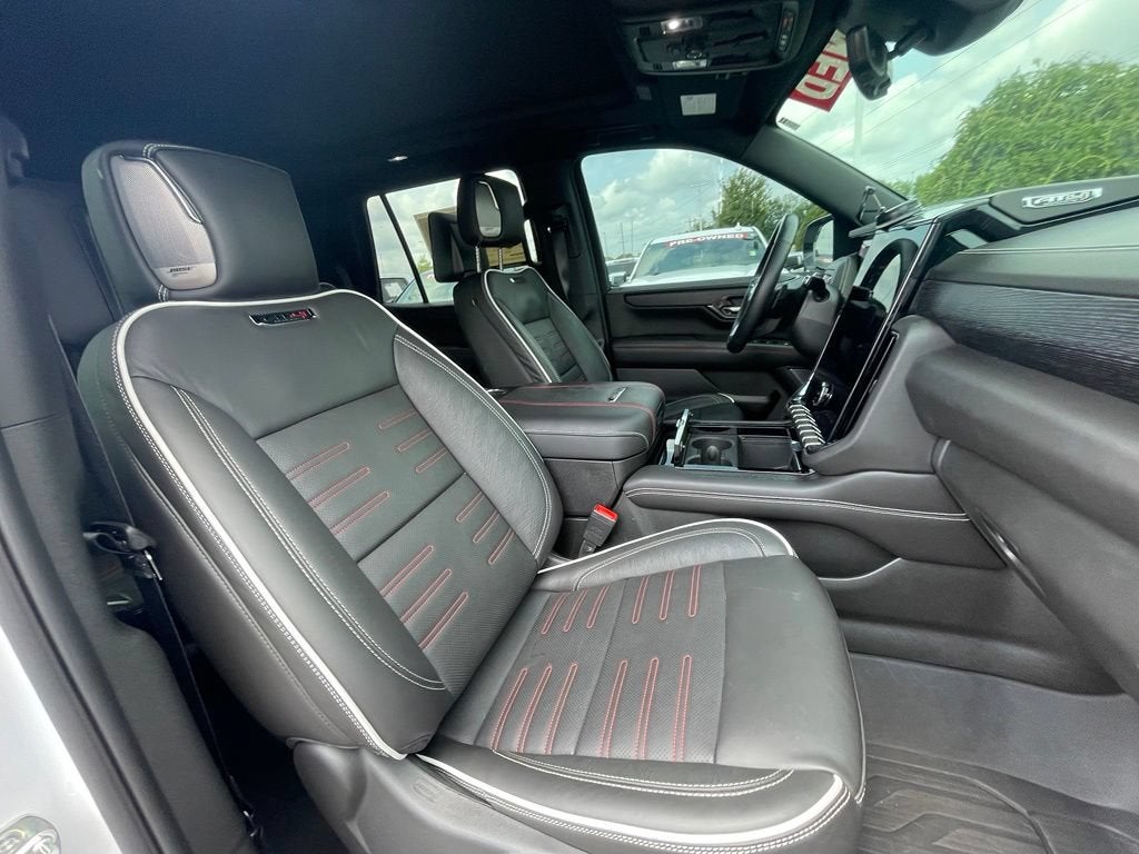 2025 GMC Yukon AT4 Ultimate
