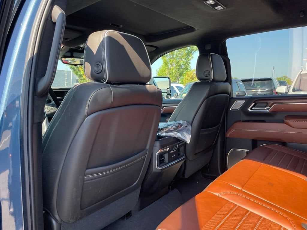 2024 GMC Sierra 3500 HD Denali Ultimate DRW