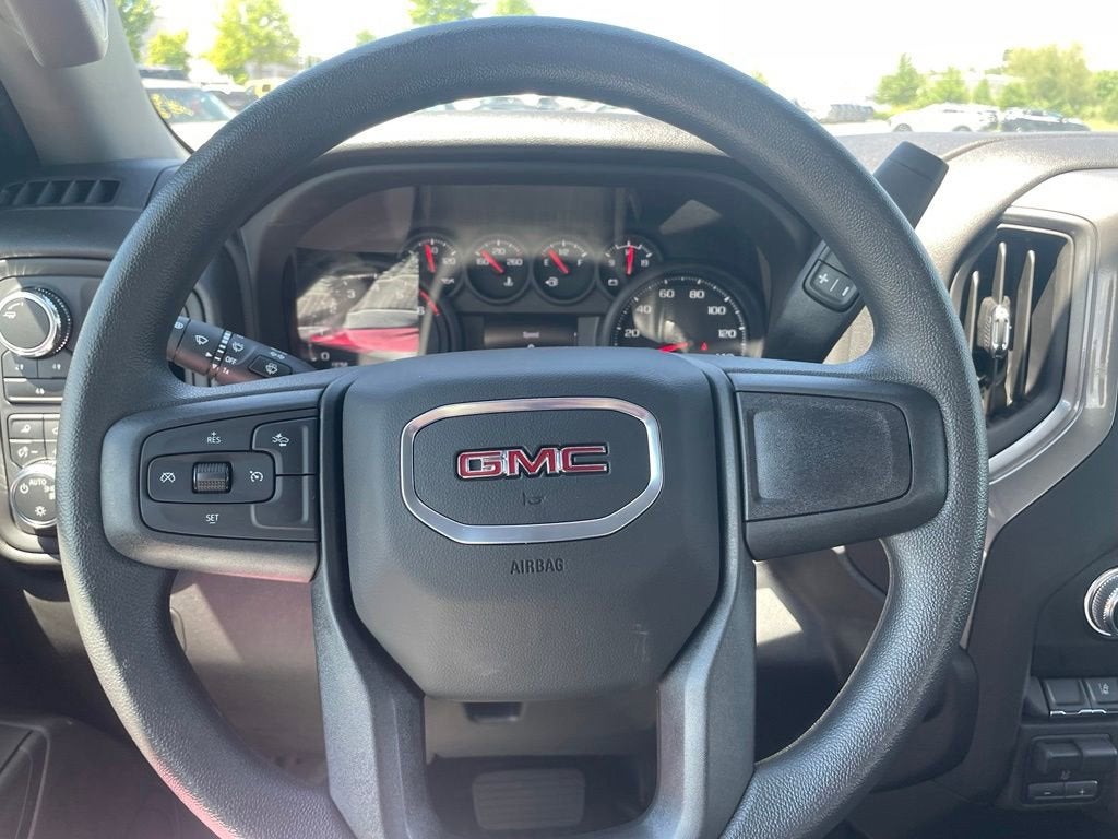2025 GMC Sierra 2500 HD Pro