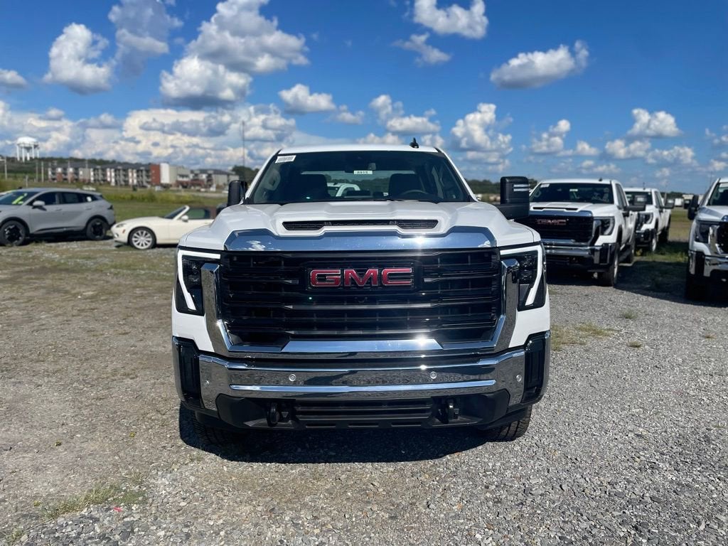 2025 GMC Sierra 2500 HD Pro