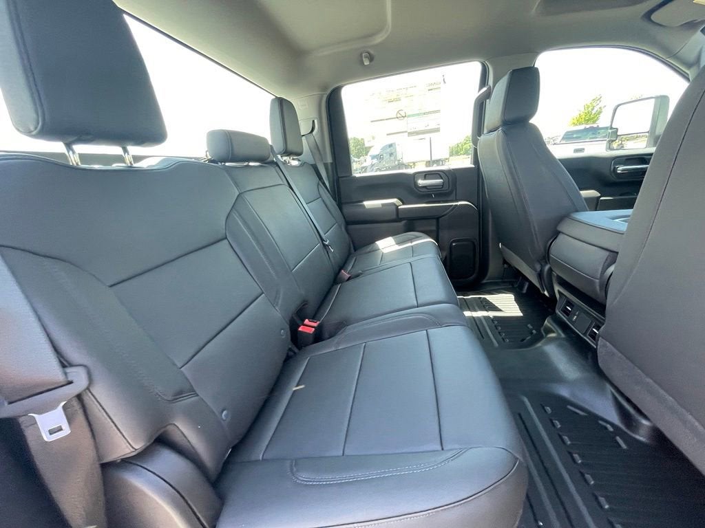 2025 GMC Sierra 2500 HD Pro
