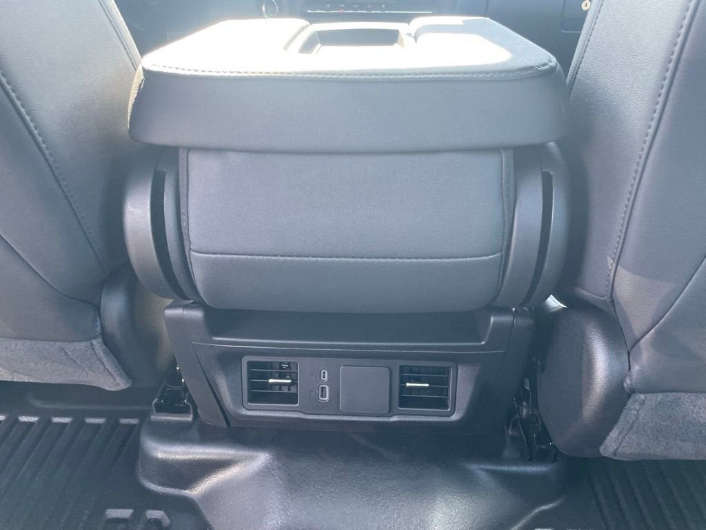 2025 GMC Sierra 2500 HD Pro