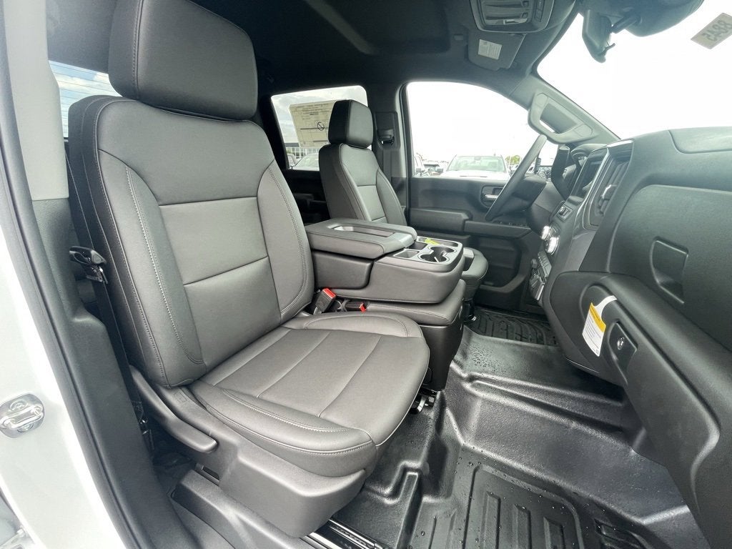 2025 GMC Sierra 2500 HD Pro