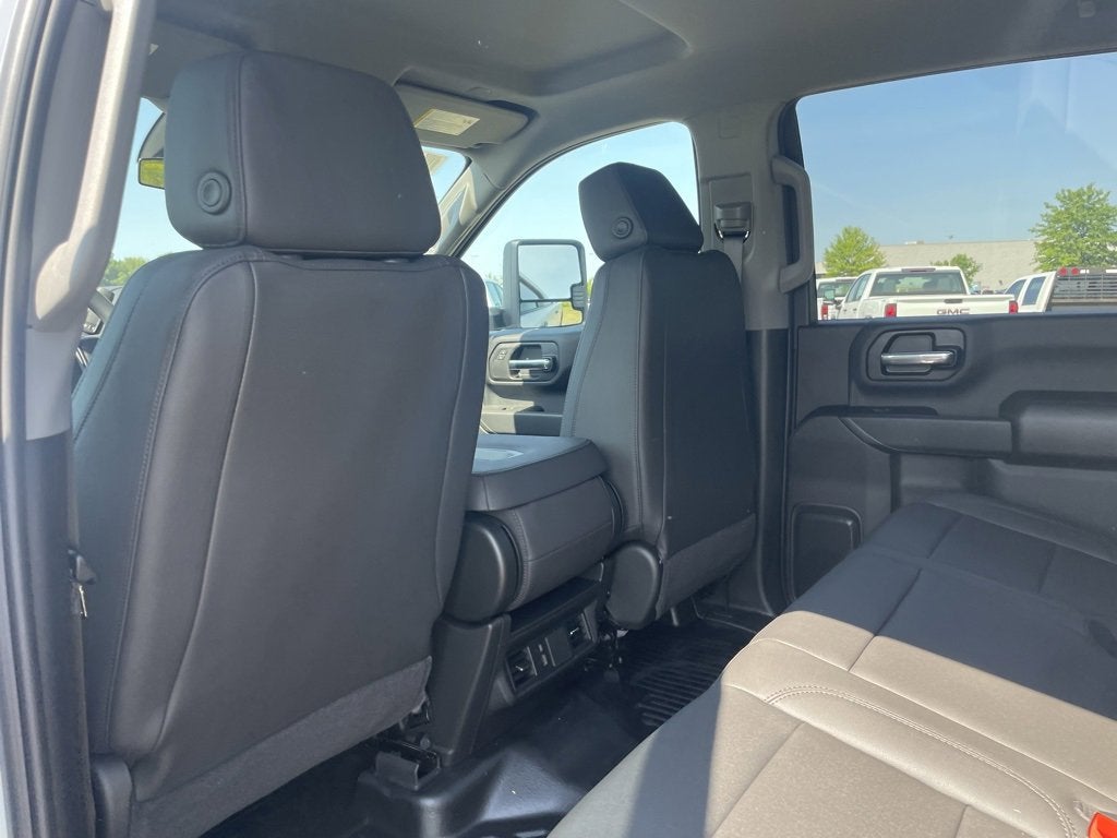 2025 GMC Sierra 2500 HD Pro