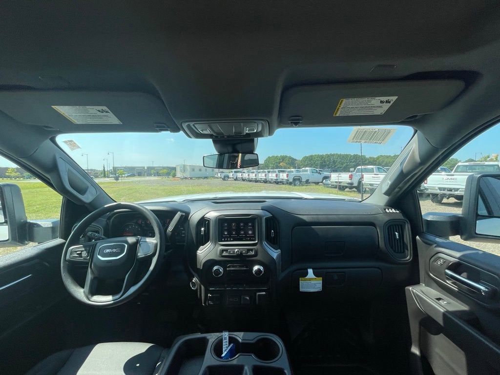 2025 GMC Sierra 2500 HD Pro