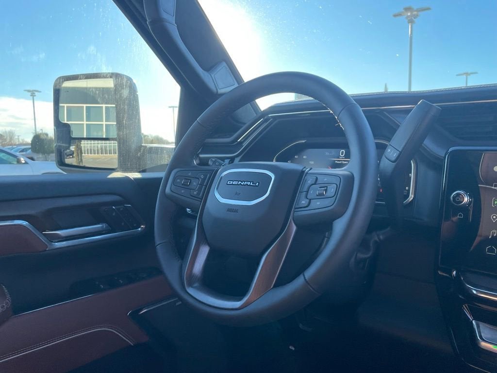 2026 GMC Sierra 3500 HD Denali Ultimate DRW