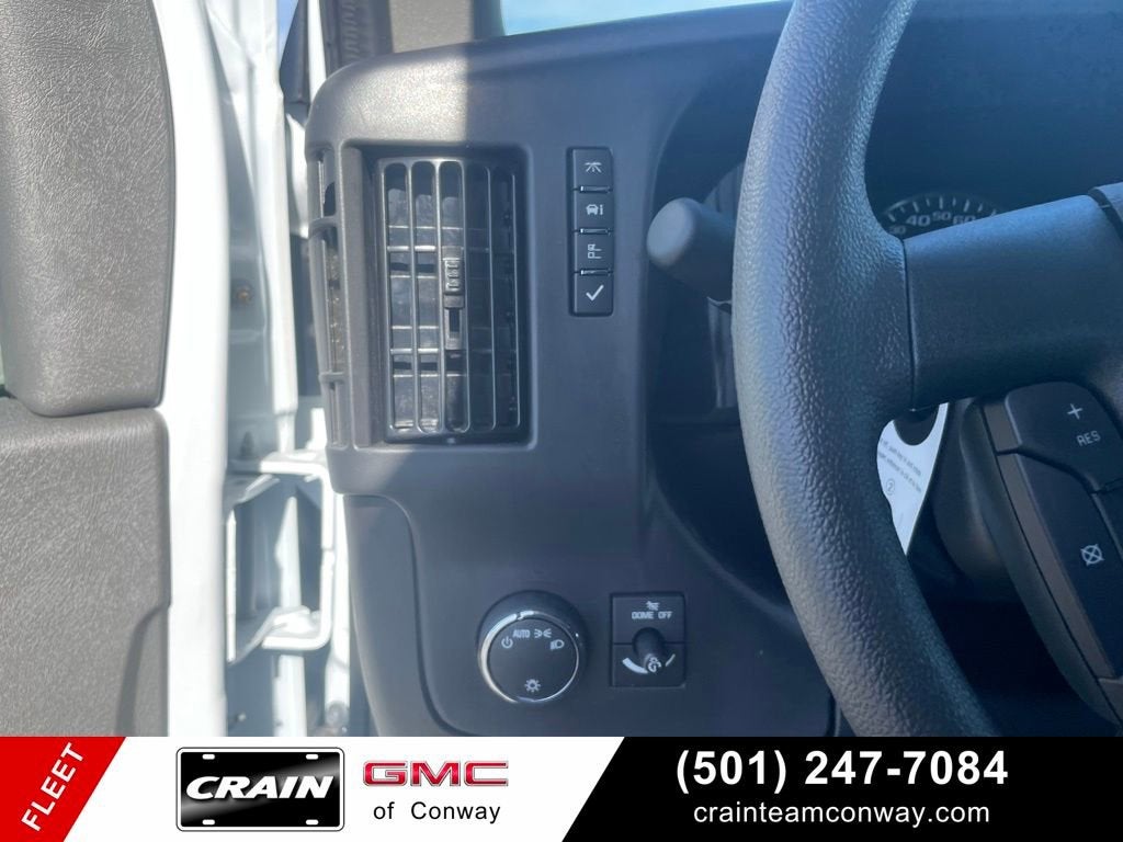 2025 GMC Savana Cargo 2500 Work Van
