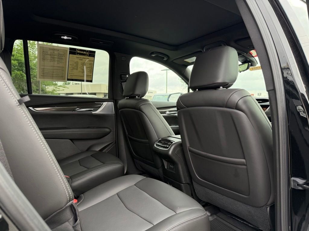 2025 Cadillac XT6 Sport