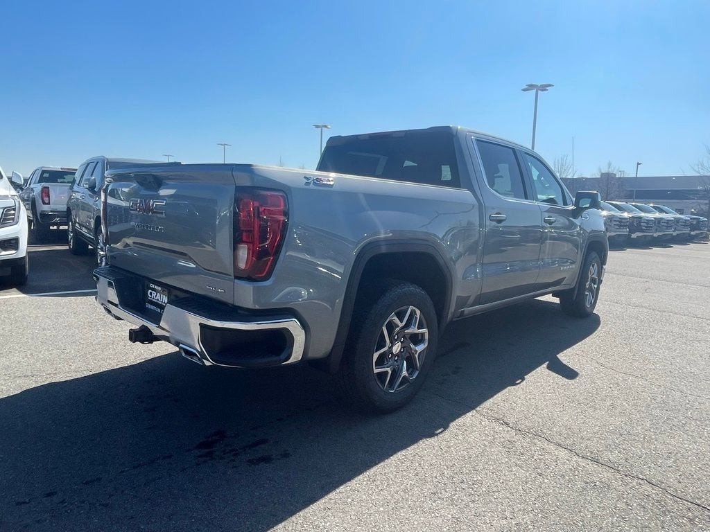 2026 GMC Sierra 1500 SLE