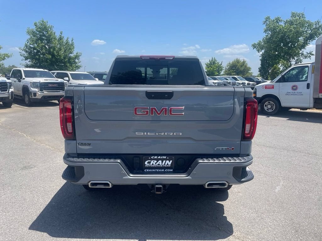 2025 GMC Sierra 1500 AT4