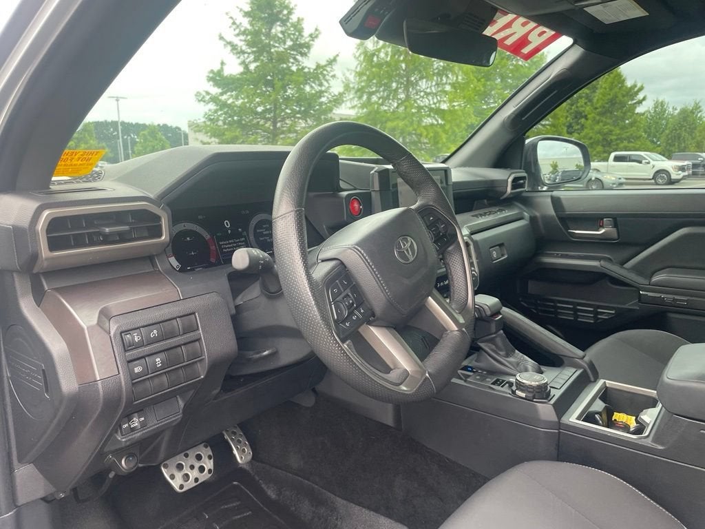 2024 Toyota Tacoma 4WD SR5