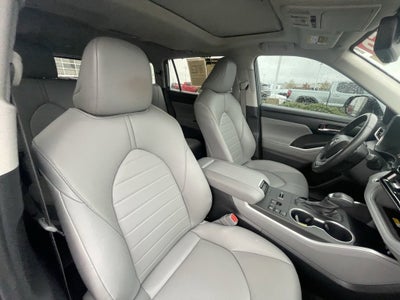 2024 Toyota Highlander XLE