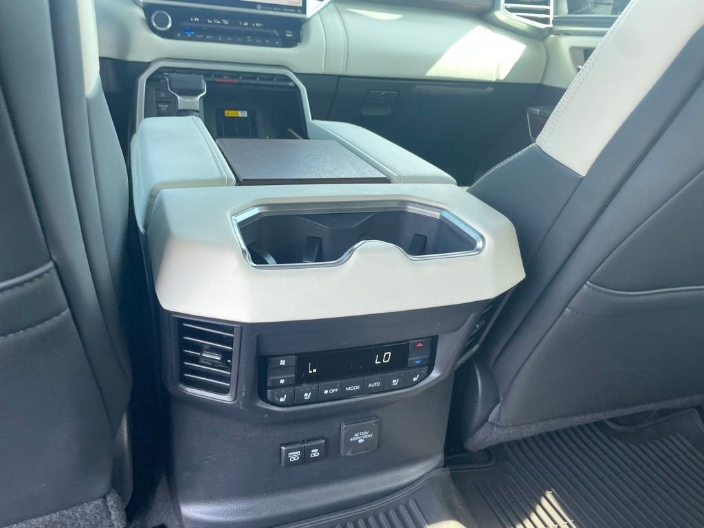 2024 Toyota Sequoia SR5